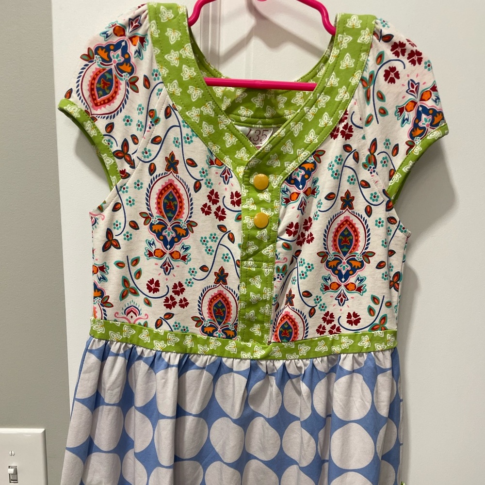 Never worn size 8 MJ dress